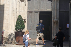 33-porte-de-style-flamboyant-chapelle-des-Penitents-Bleus
